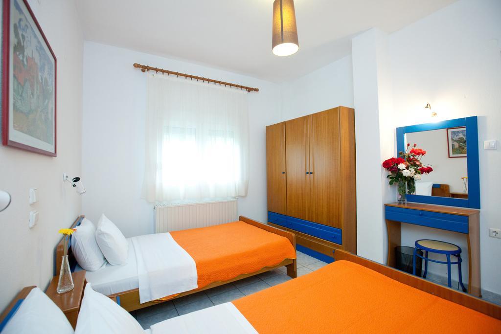Yiouli Hotel Kókkinon Nerón Oda fotoğraf